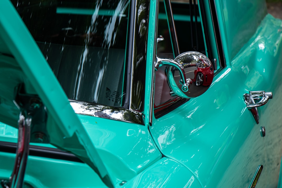 Photo Certified Auto Glass Technicians