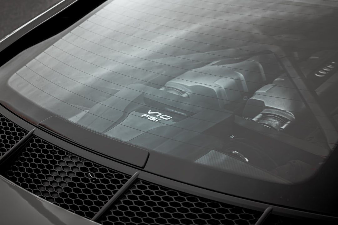 Photo windscreen chip fix