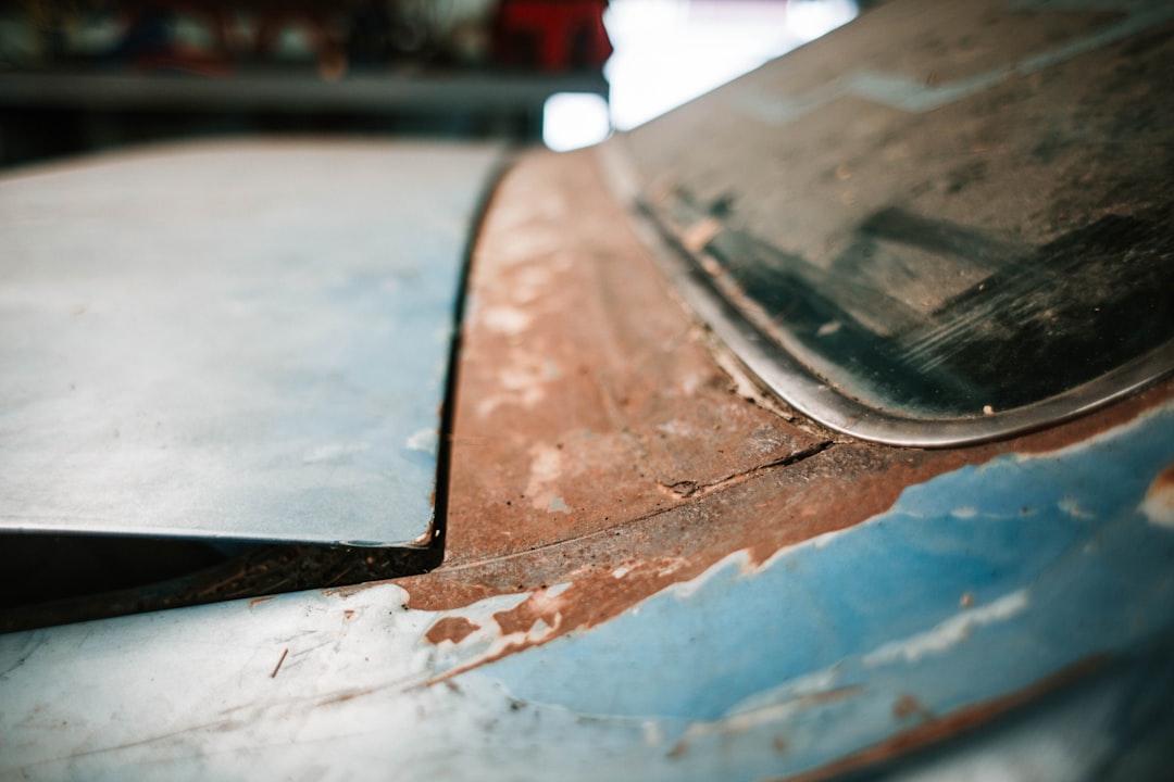 Photo Windshield pitting repair service cost