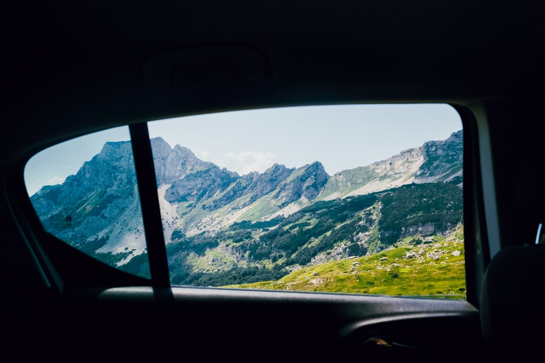 Photo Auto Glass Warranty Coverage Verification
