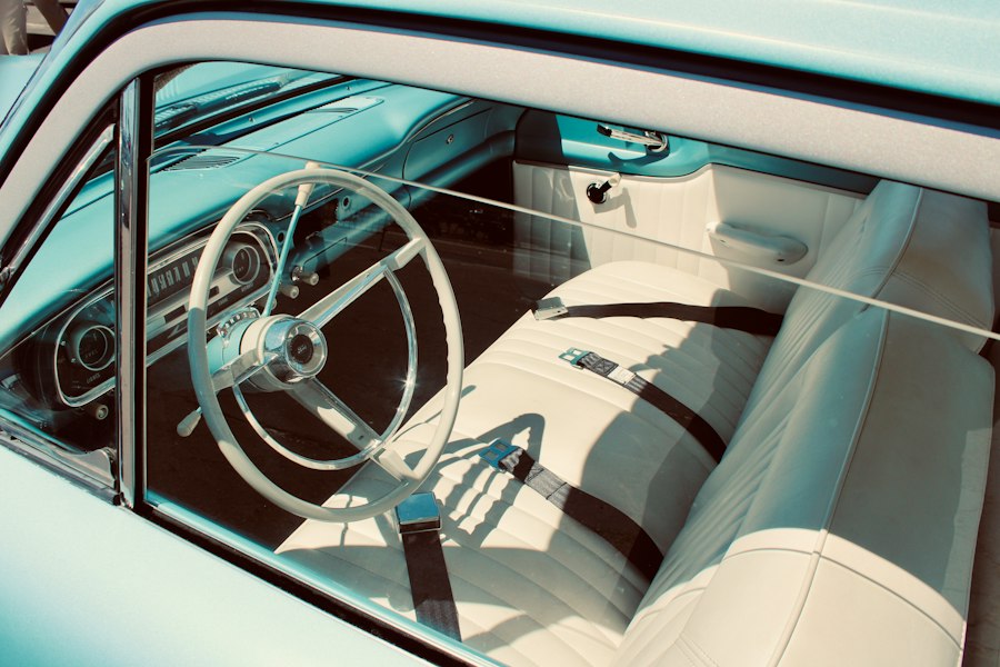 Photo dealership auto glass program benefits